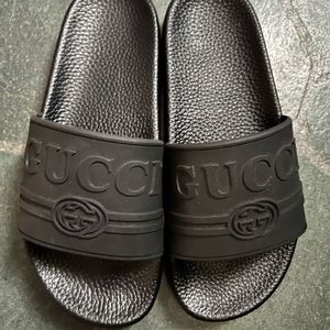 New Gucci slides size 37